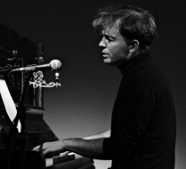 David Schwarz, Piano