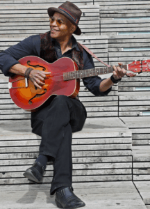 Guy Davis-1